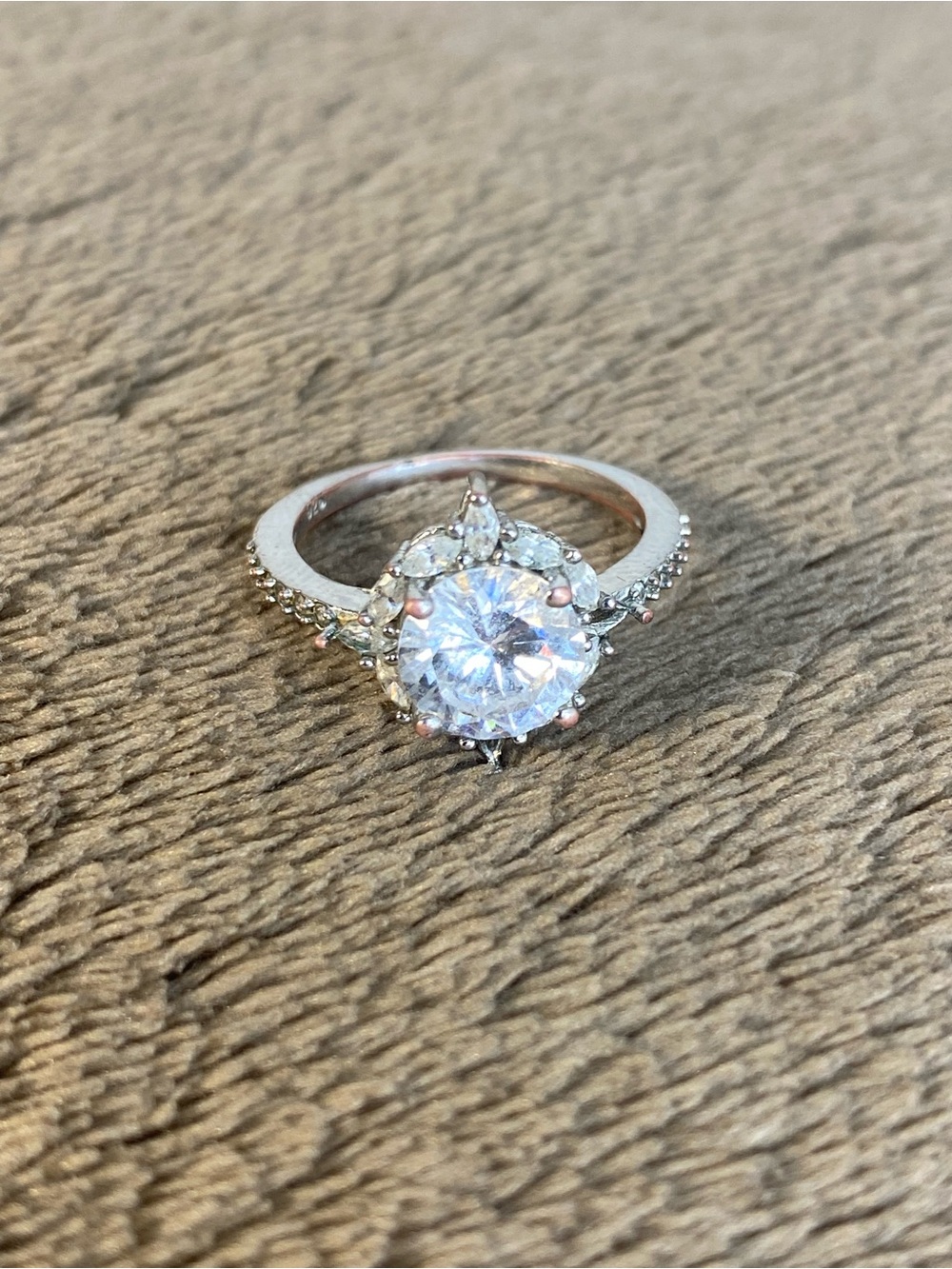 Vintage Huge 925 Sterling Silver ring size 4